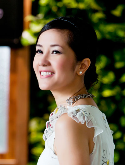 Hồng Nhung